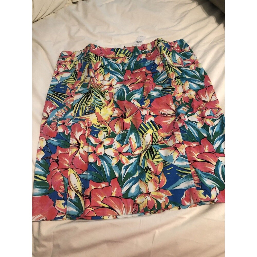 Ann Taylor LOFT Floral Skirt Size 16 NWT retails $69